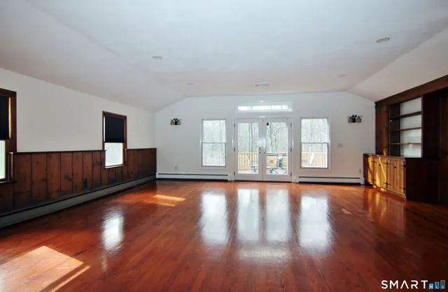 $4,700 | 37 Glen Avenue, Norwalk, CT 06850