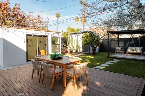 $865,000 | 5922 4th, Los Angeles, CA 90043