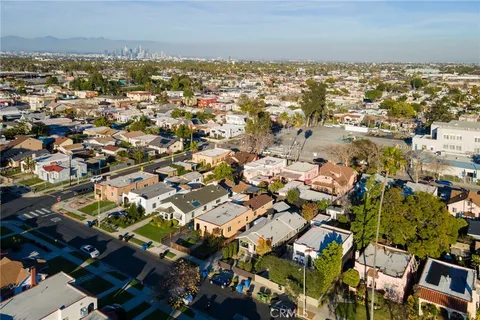 $865,000 | 5922 4th, Los Angeles, CA 90043