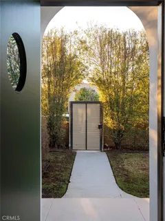 $865,000 | 5922 4th, Los Angeles, CA 90043