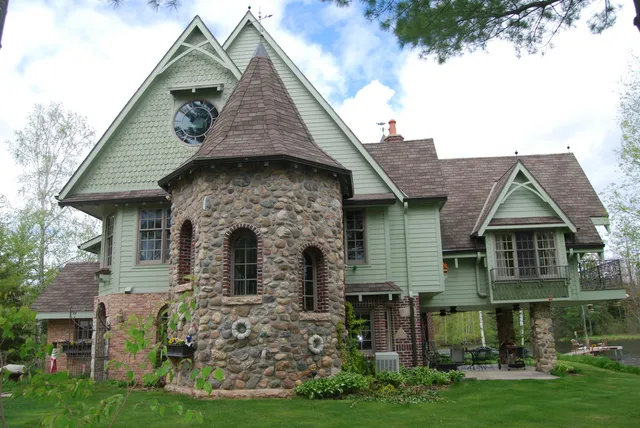 $2,750,000 | N11502 Nelson Road, Athelstane, WI 54177
