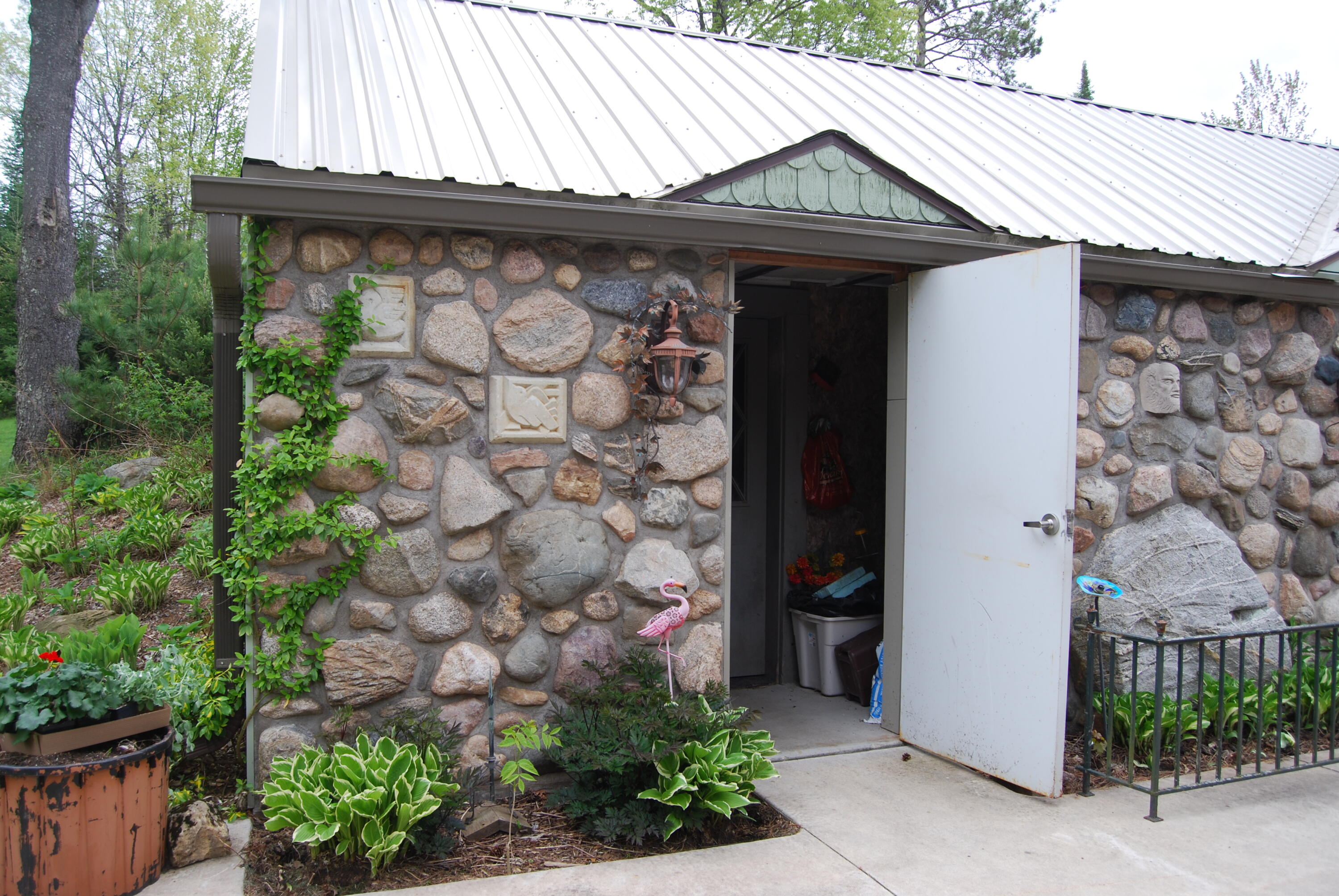 N11502 Nelson Road Athelstane, WI 54177 - Photo 57 of 77 Yard tool area