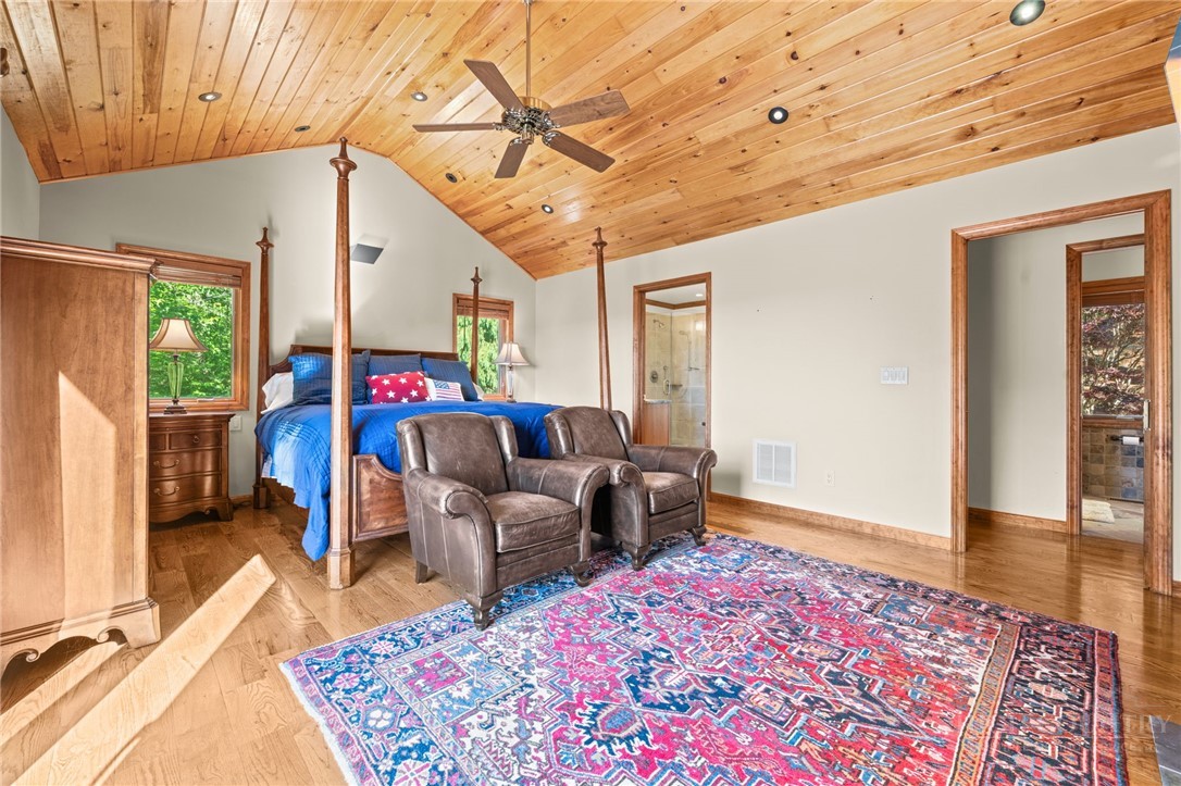 331 Alpine Road Blowing Rock, NC 28605 - Photo 25 of 50 a living room with furniture and a rug