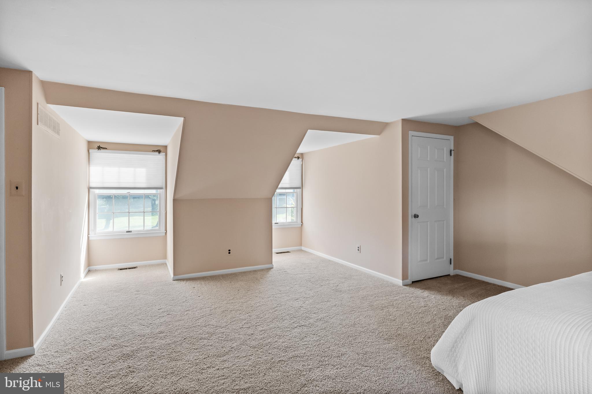 107 North Riding Drive Moorestown, NJ 08057 - Photo 36 of 63 Gallery Image 36