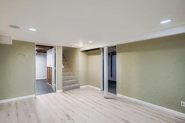 $2,425 | 837 X Bidwell Street, West St. Paul, MN 55118