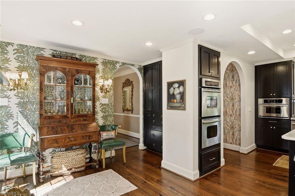 628 Roslyn Road Winston-Salem, NC 27104 - Photo 16 of 43 Gallery Image 16