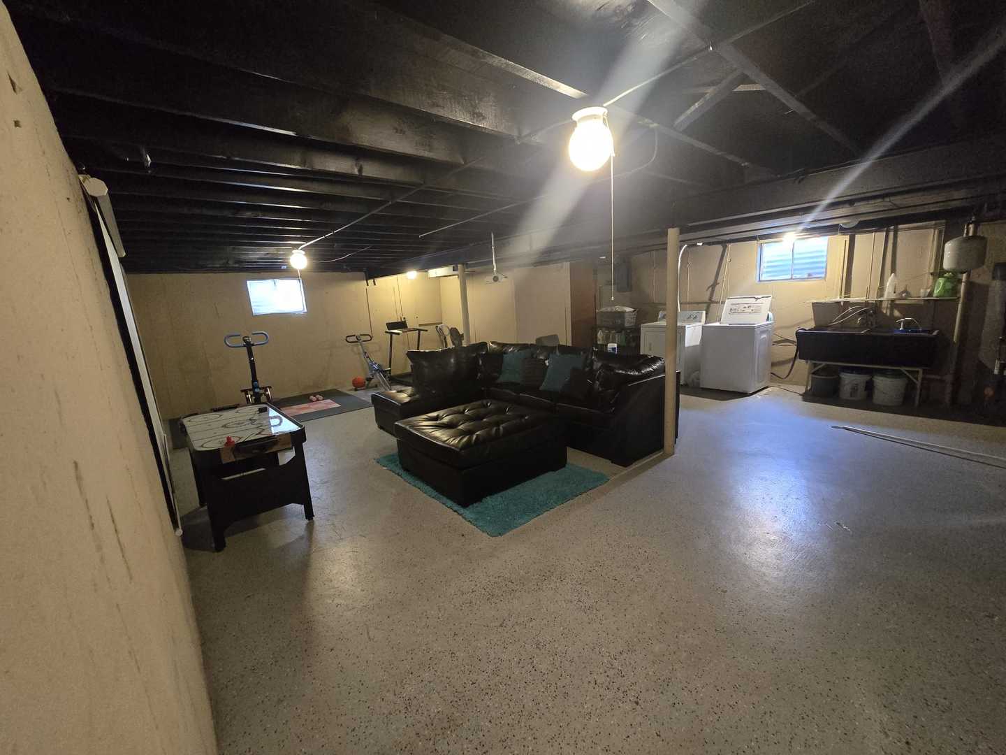 3006 Buttonwood Walk Hazel Crest, IL 60429 - Photo 15 of 18 a living room with furniture and a wooden floor