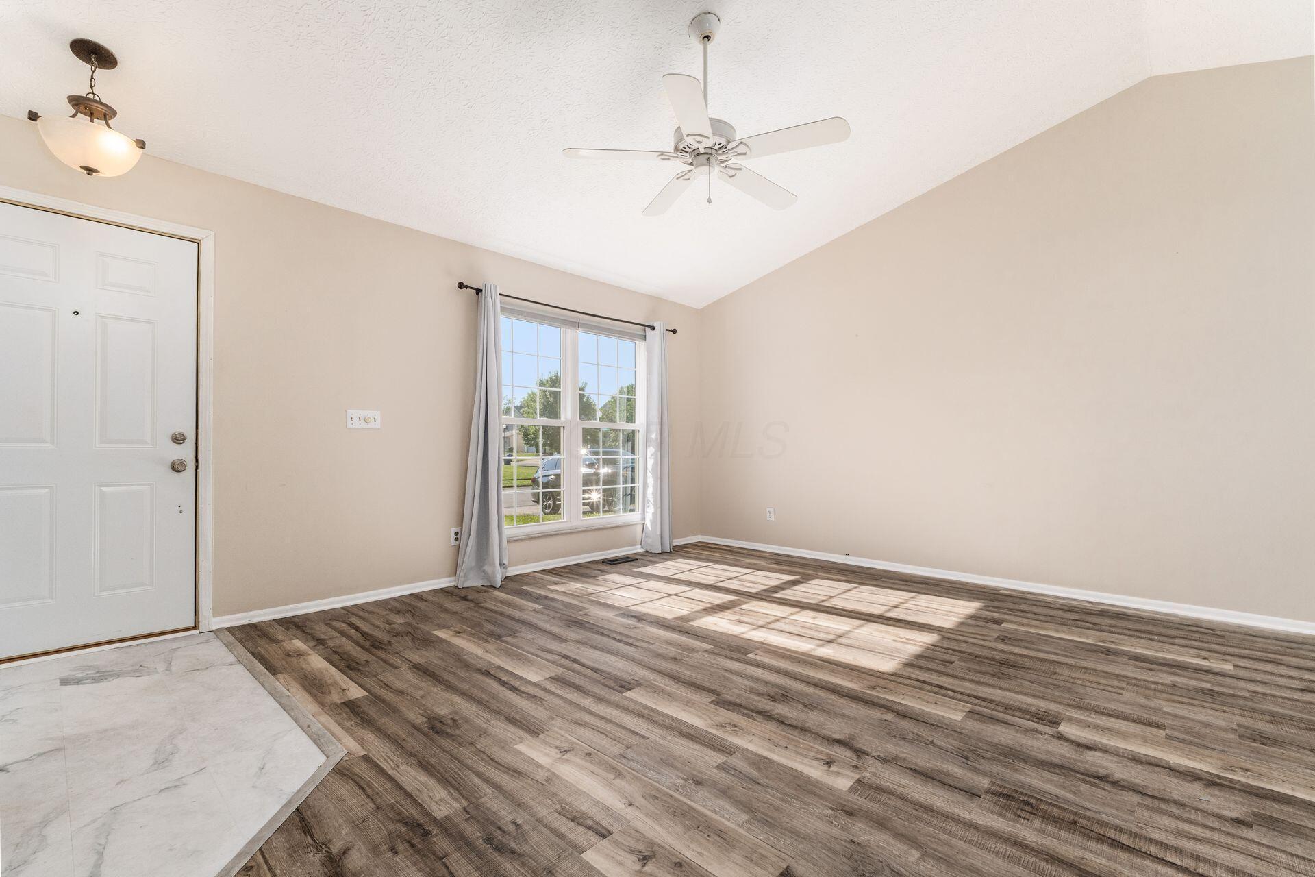 421 Bricktone Road Blacklick, OH 43004 - Photo 12 of 40