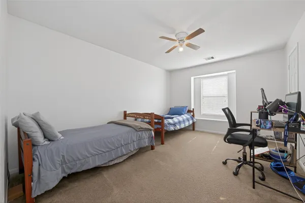 $2,250 | 9931 Chimney Swift Lane, Conroe, TX 77385