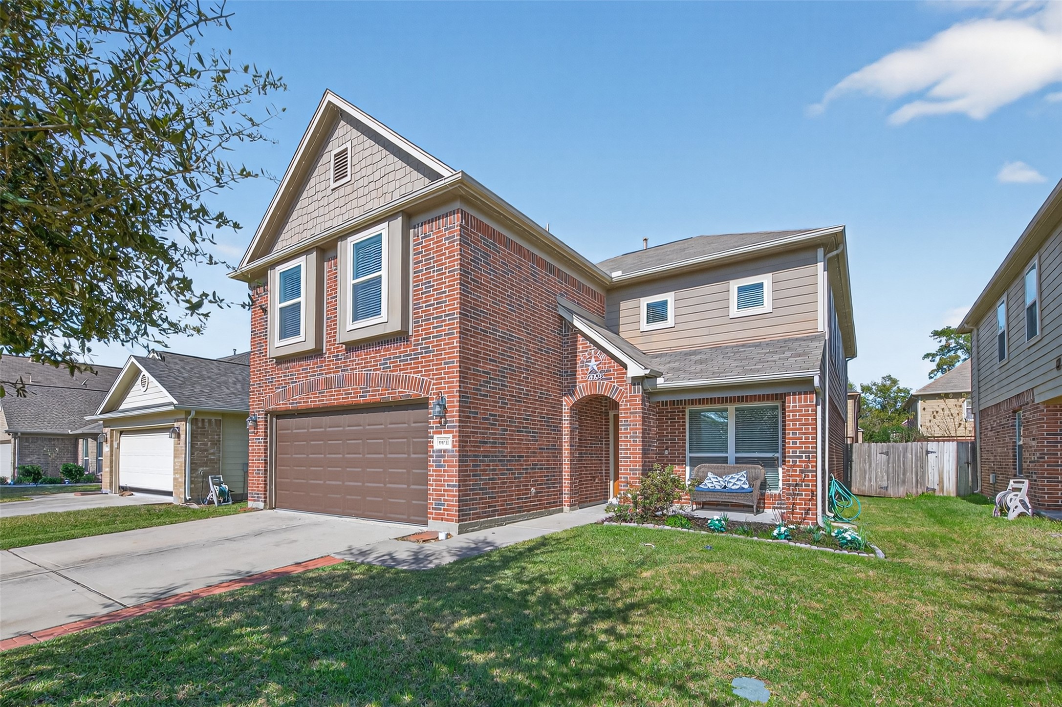 9931 Chimney Swift Lane Conroe, TX 77385 - Photo 4 of 50