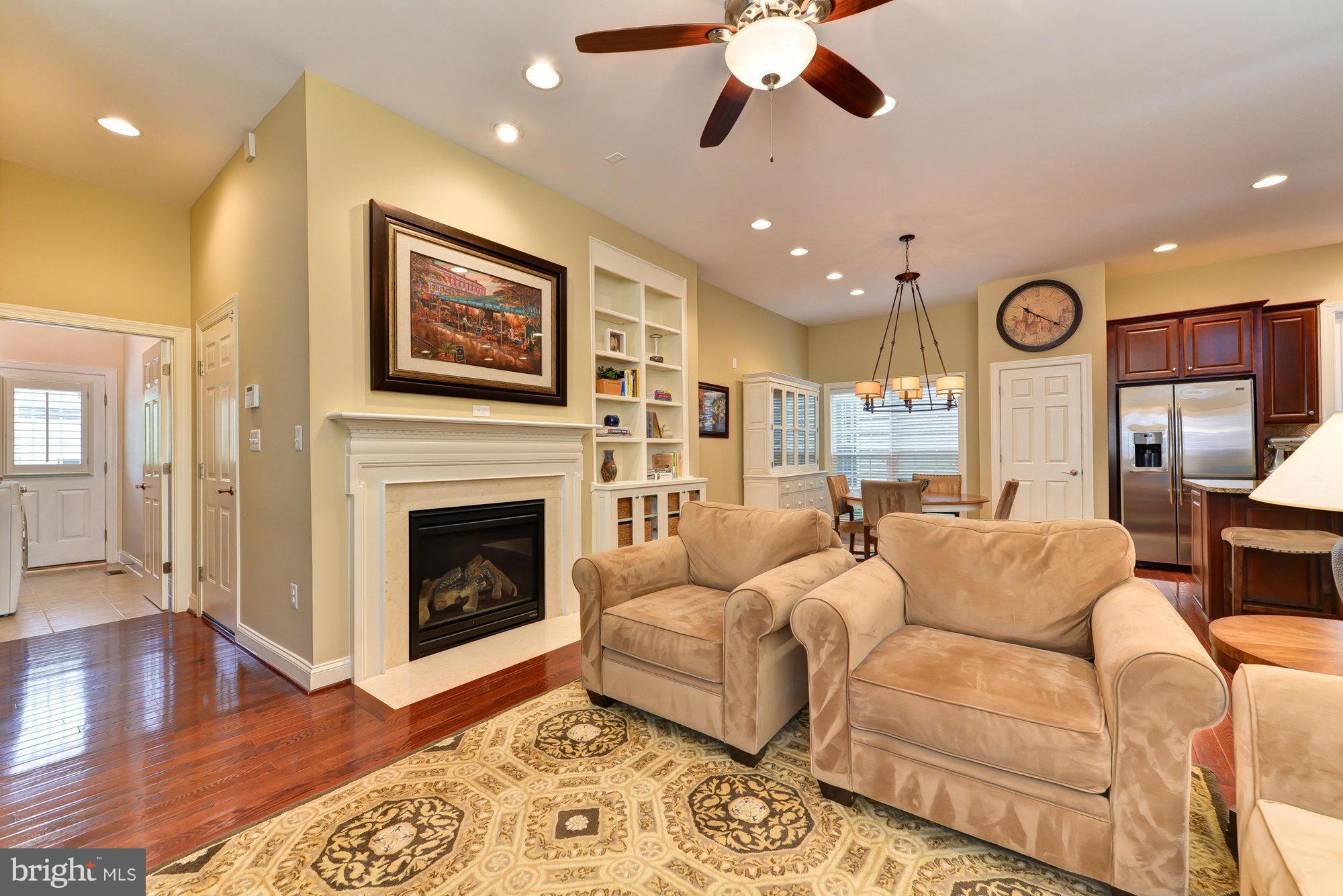 5924 Embry Spring Lane Alexandria, VA 22315 - Photo 11 of 30 Living Room