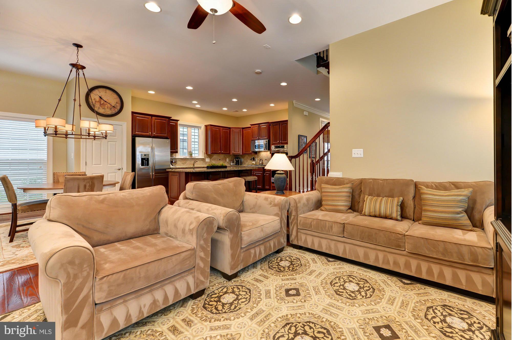 5924 Embry Spring Lane Alexandria, VA 22315 - Photo 13 of 30 Living Room