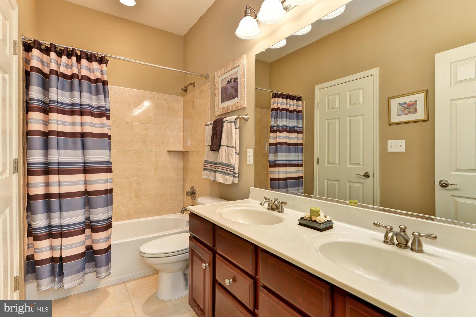 5924 Embry Spring Lane Alexandria, VA 22315 - Photo 19 of 30 Bath