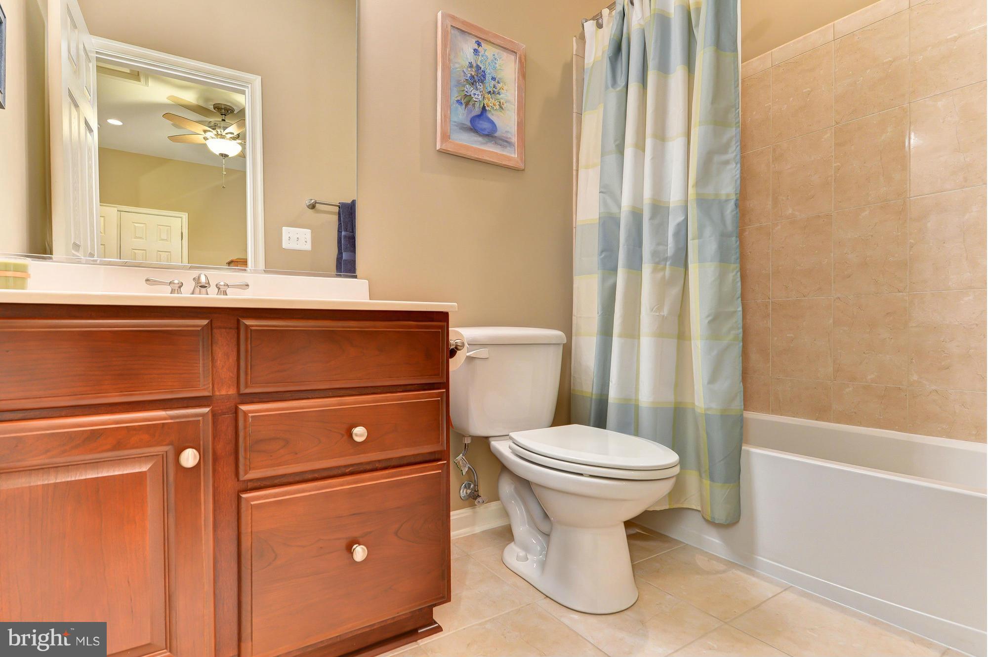 5924 Embry Spring Lane Alexandria, VA 22315 - Photo 22 of 30 Bath