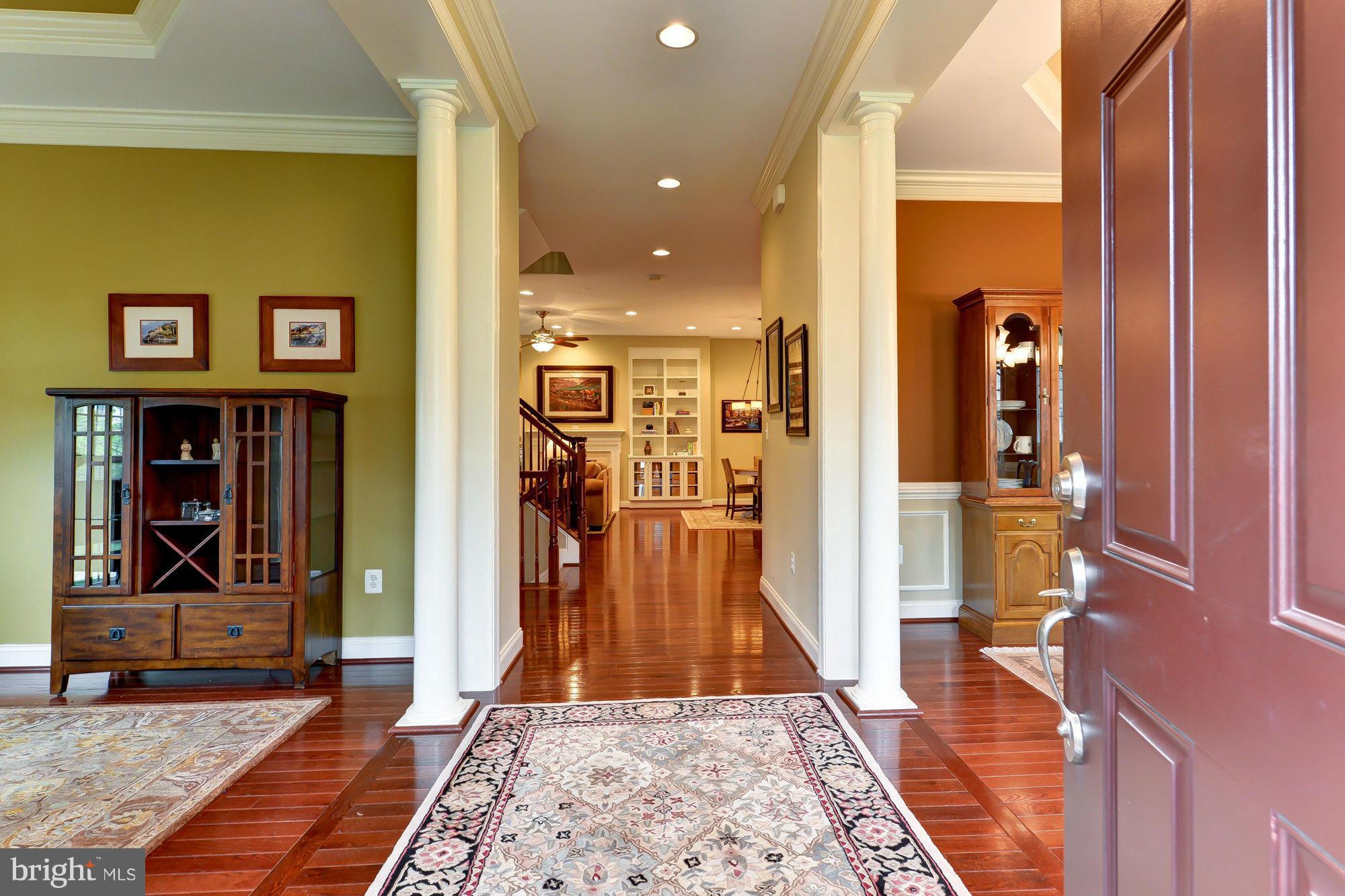 5924 Embry Spring Lane Alexandria, VA 22315 - Photo 6 of 30 Interior (General)