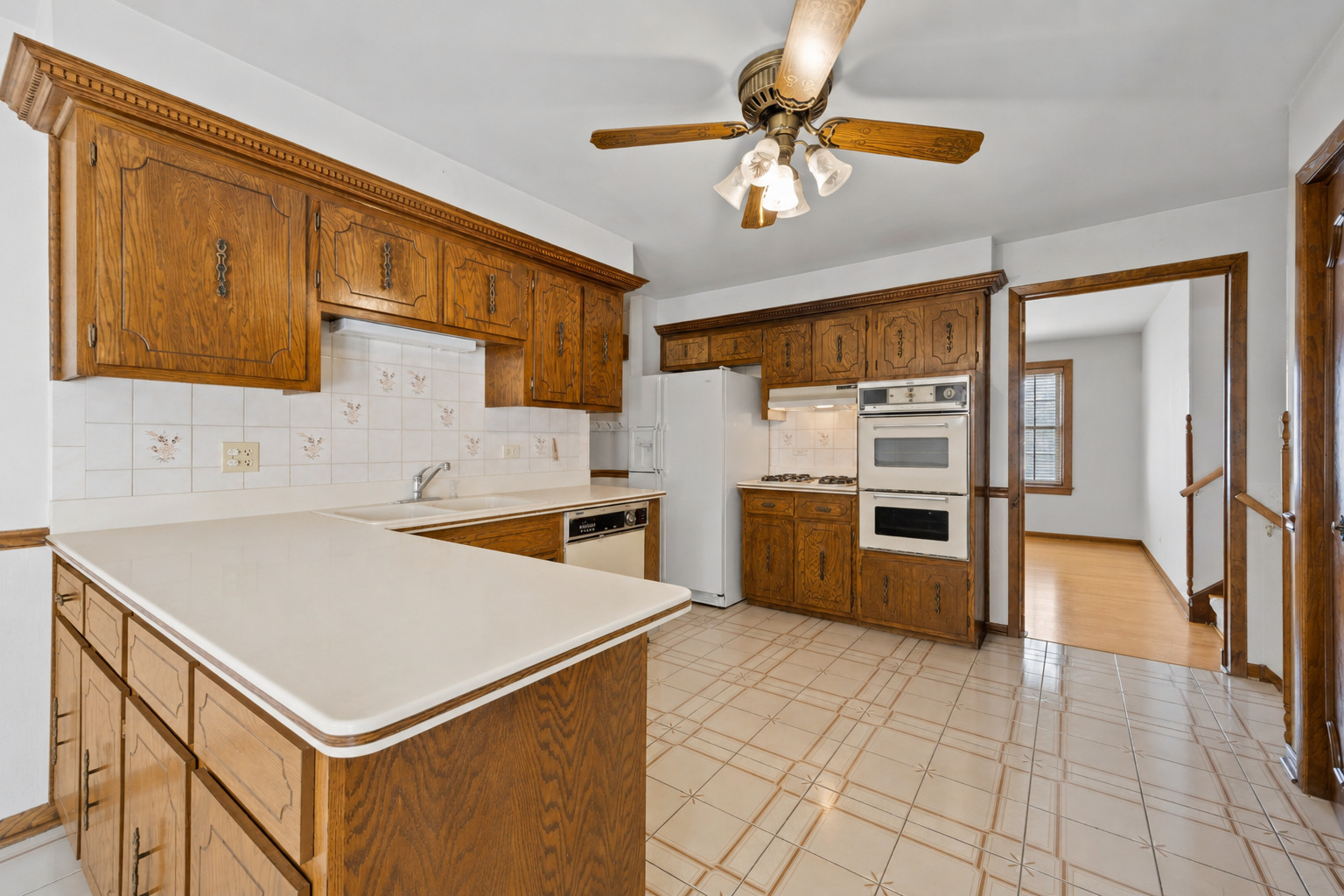 1012 Courtland Avenue Park Ridge, IL 60068 - Photo 11 of 31