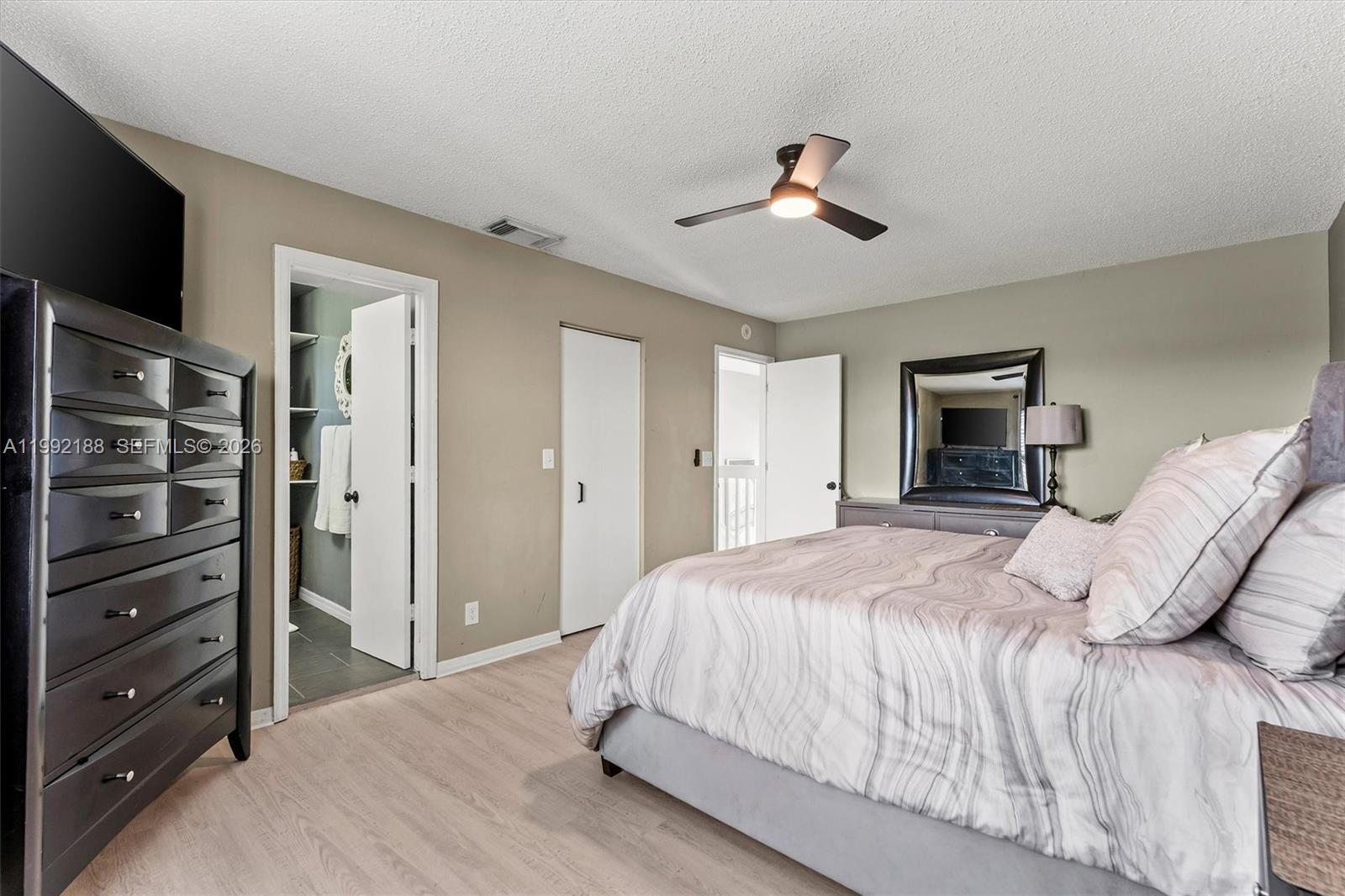 4420 Southwest 82nd Way Davie, FL 33328 - Photo 16 of 45