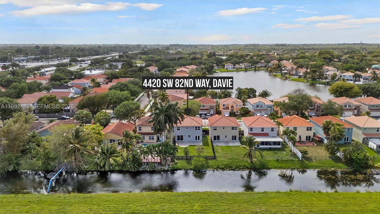 4420 Southwest 82nd Way Davie, FL 33328 - Photo 36 of 45