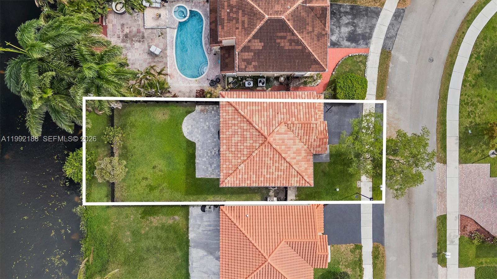 4420 Southwest 82nd Way Davie, FL 33328 - Photo 39 of 45