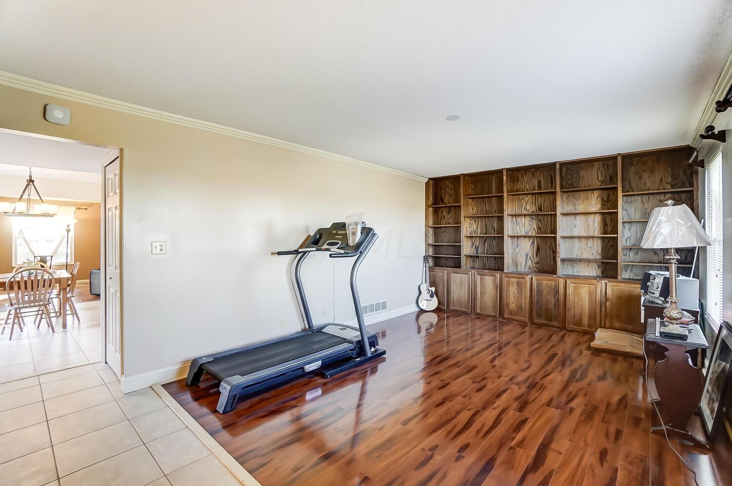 2687 West Case Road Columbus, OH 43235 - Photo 7 of 42 50031748-007_web