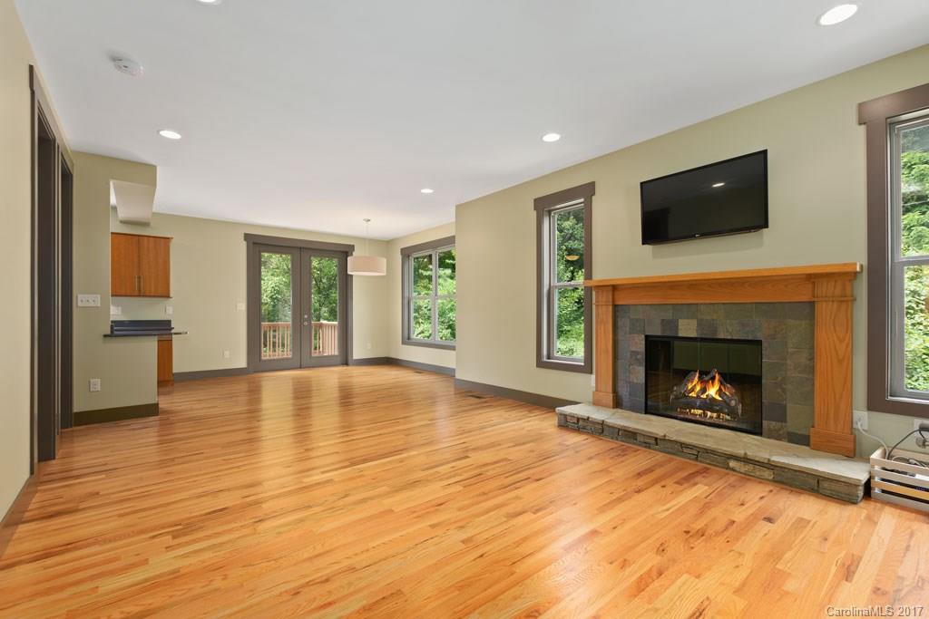 14 Mayfield Road Asheville, NC 28804 - Photo 3 of 24 Gallery Image 3