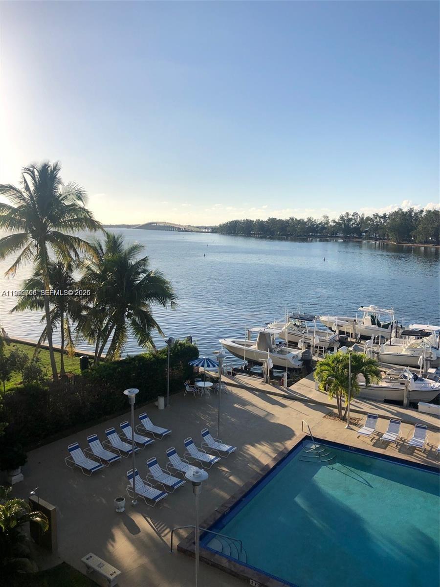 150 Southeast 25th Road, Unit 15E Miami, FL 33129 - Photo 2 of 3