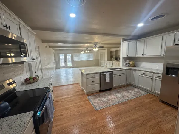 $319,500 | 3110 30th Street, Lubbock, TX 79410