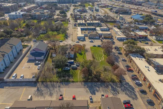 $889,000 | 609 East 16th Street, Plano, TX 75074