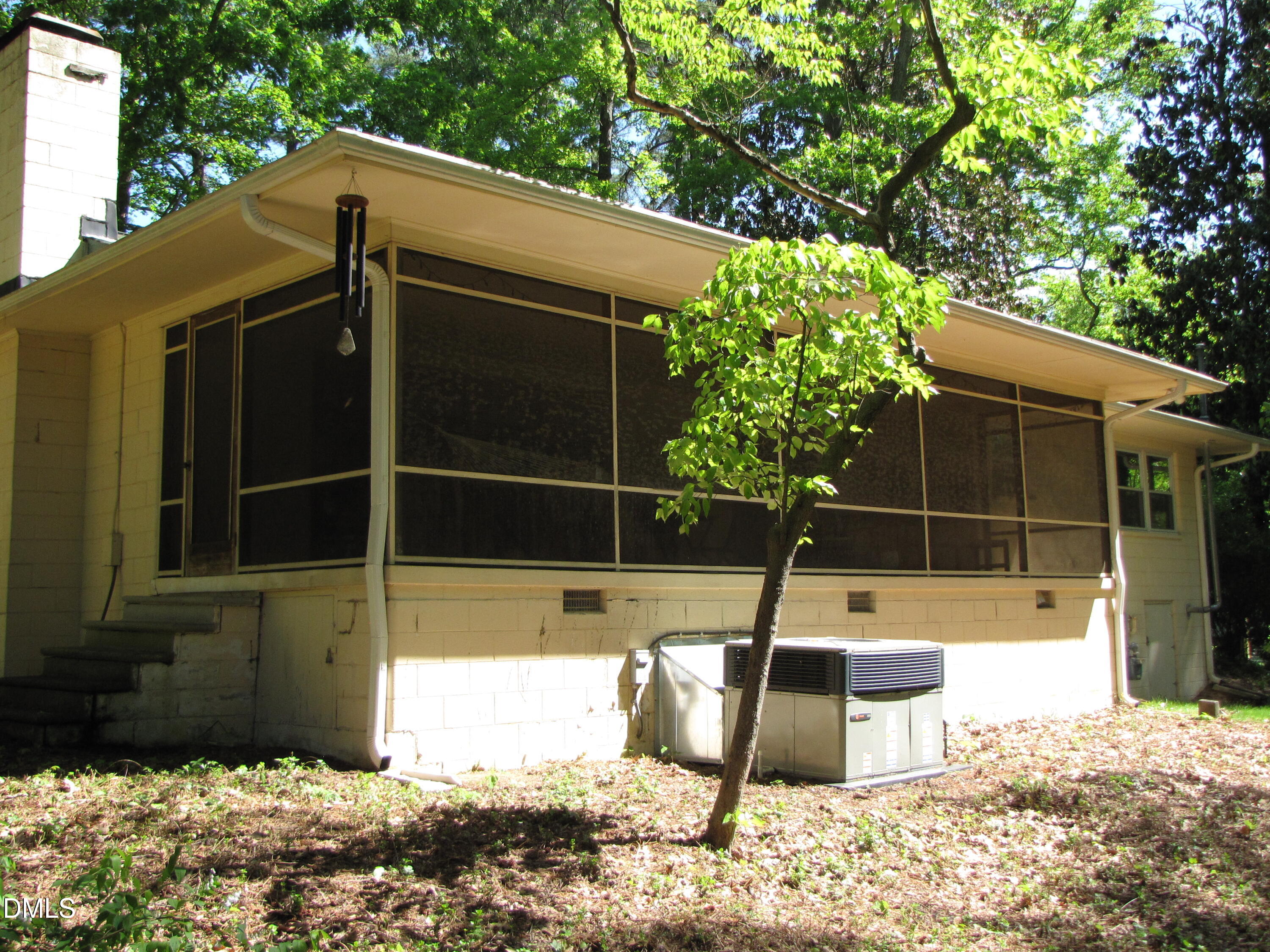 2907 Elgin Street Durham, NC 27704 - Photo 19 of 19 a view of a terrace