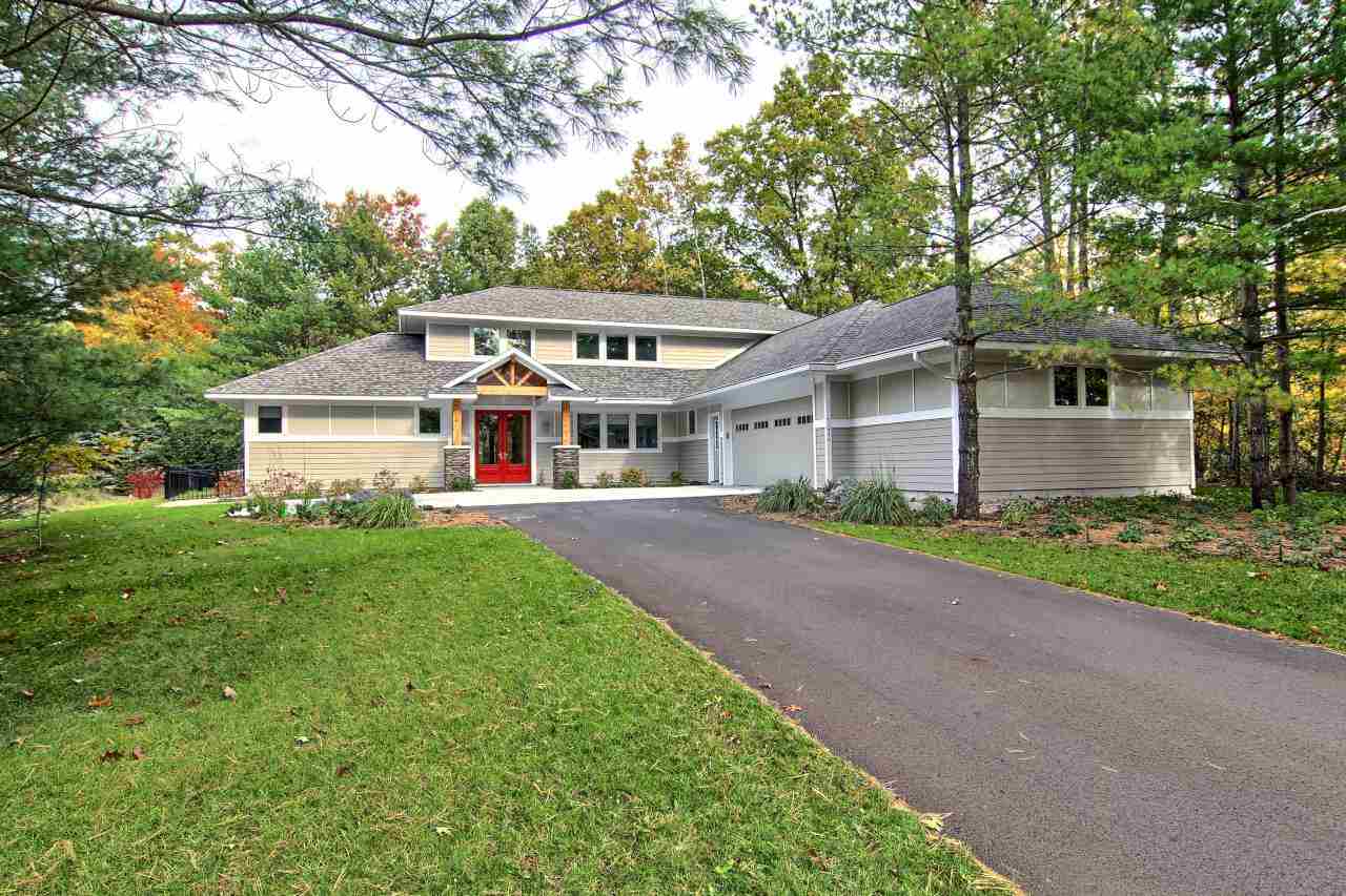 570 Walnut Ridge Traverse City, MI 49686 - Photo 32 of 39 1854548-31.JPG