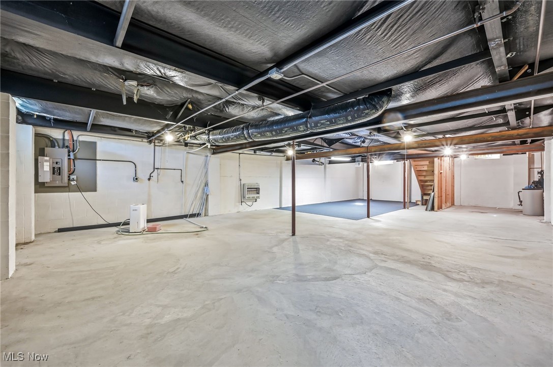 3360 Slater Road Salem, OH 44460 - Photo 27 of 29 Very large basement