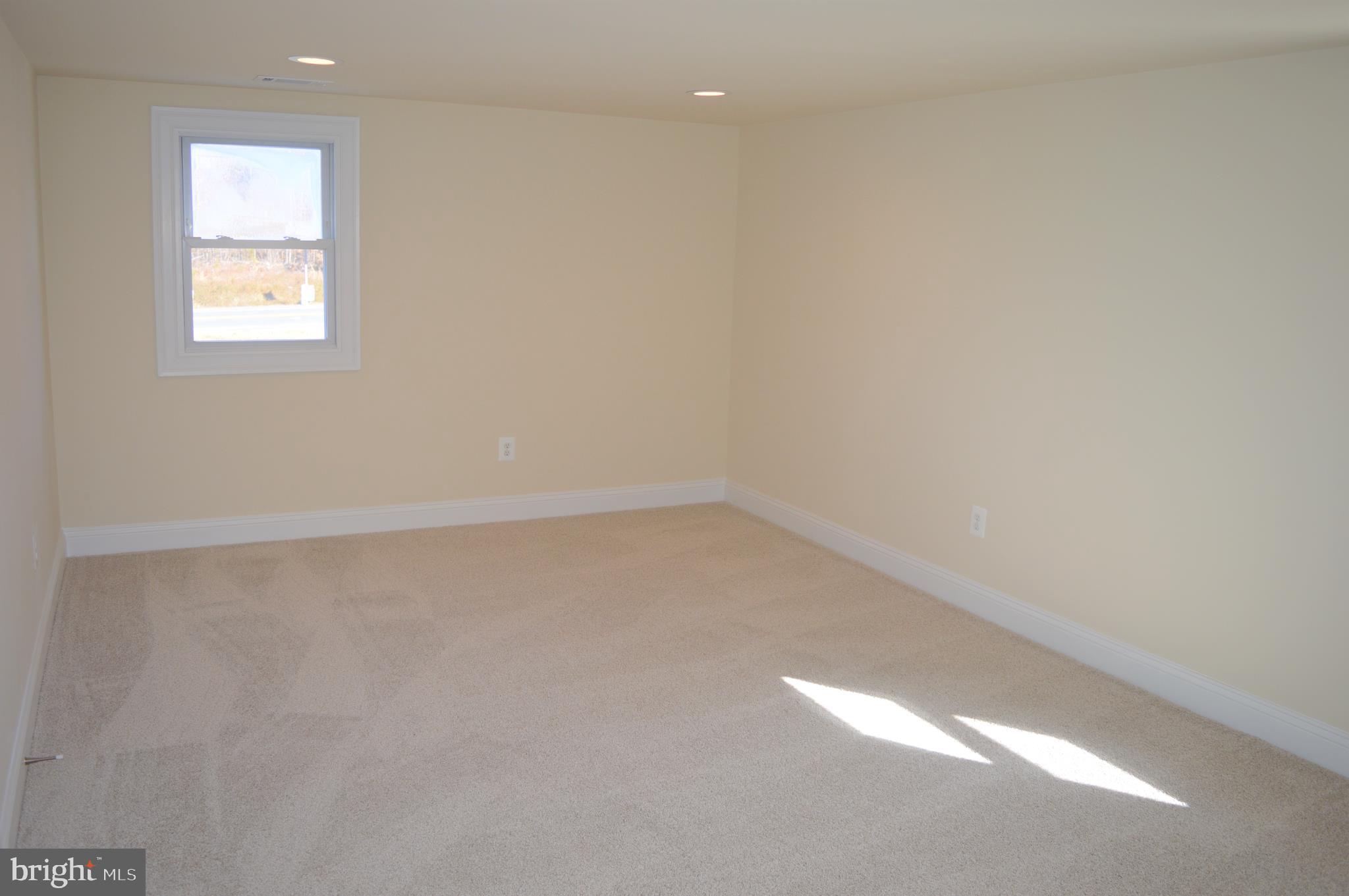 9250 Piscataway Road Clinton, MD 20735 - Photo 26 of 101 Bedroom 3