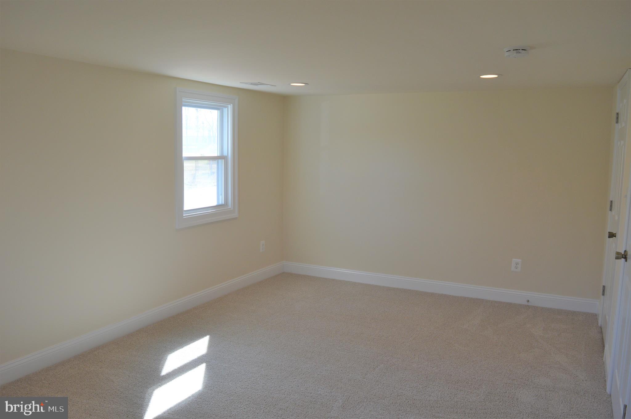9250 Piscataway Road Clinton, MD 20735 - Photo 27 of 101 Bedroom 3