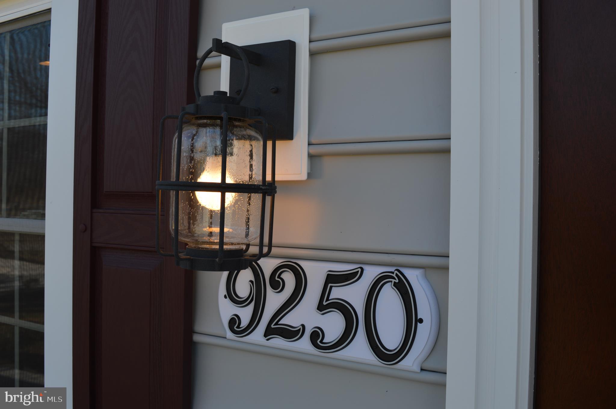 9250 Piscataway Road Clinton, MD 20735 - Photo 5 of 101 New Lighting