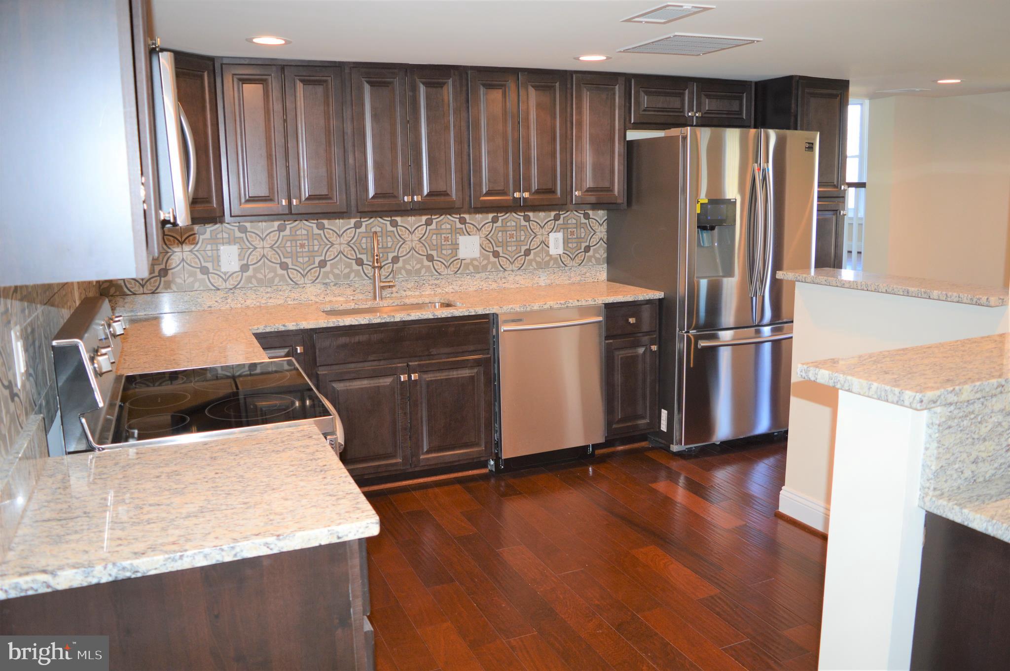 9250 Piscataway Road Clinton, MD 20735 - Photo 43 of 101 Large Kitchen with plenty of storage