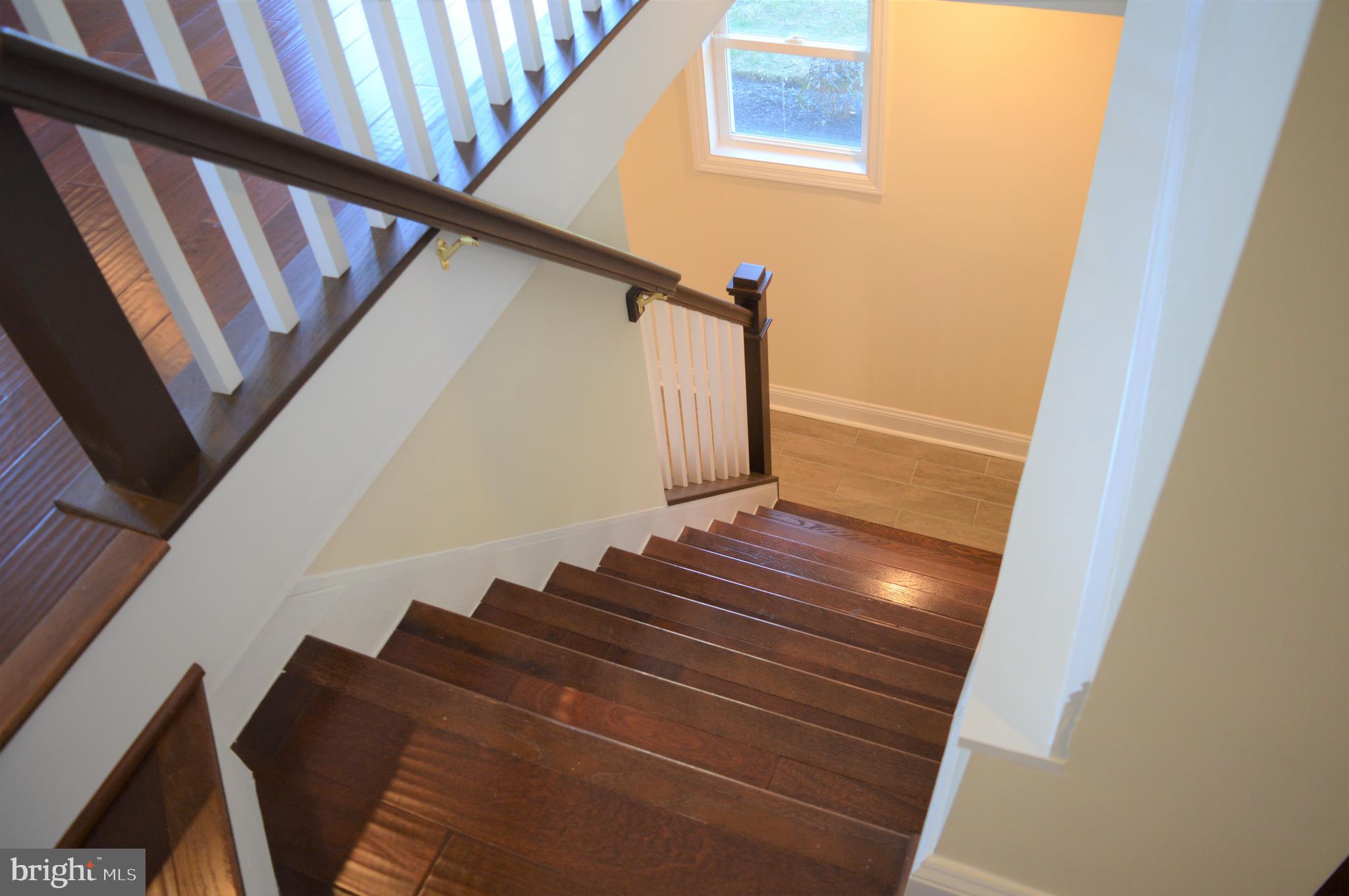 9250 Piscataway Road Clinton, MD 20735 - Photo 77 of 101 Stairs to the Basement