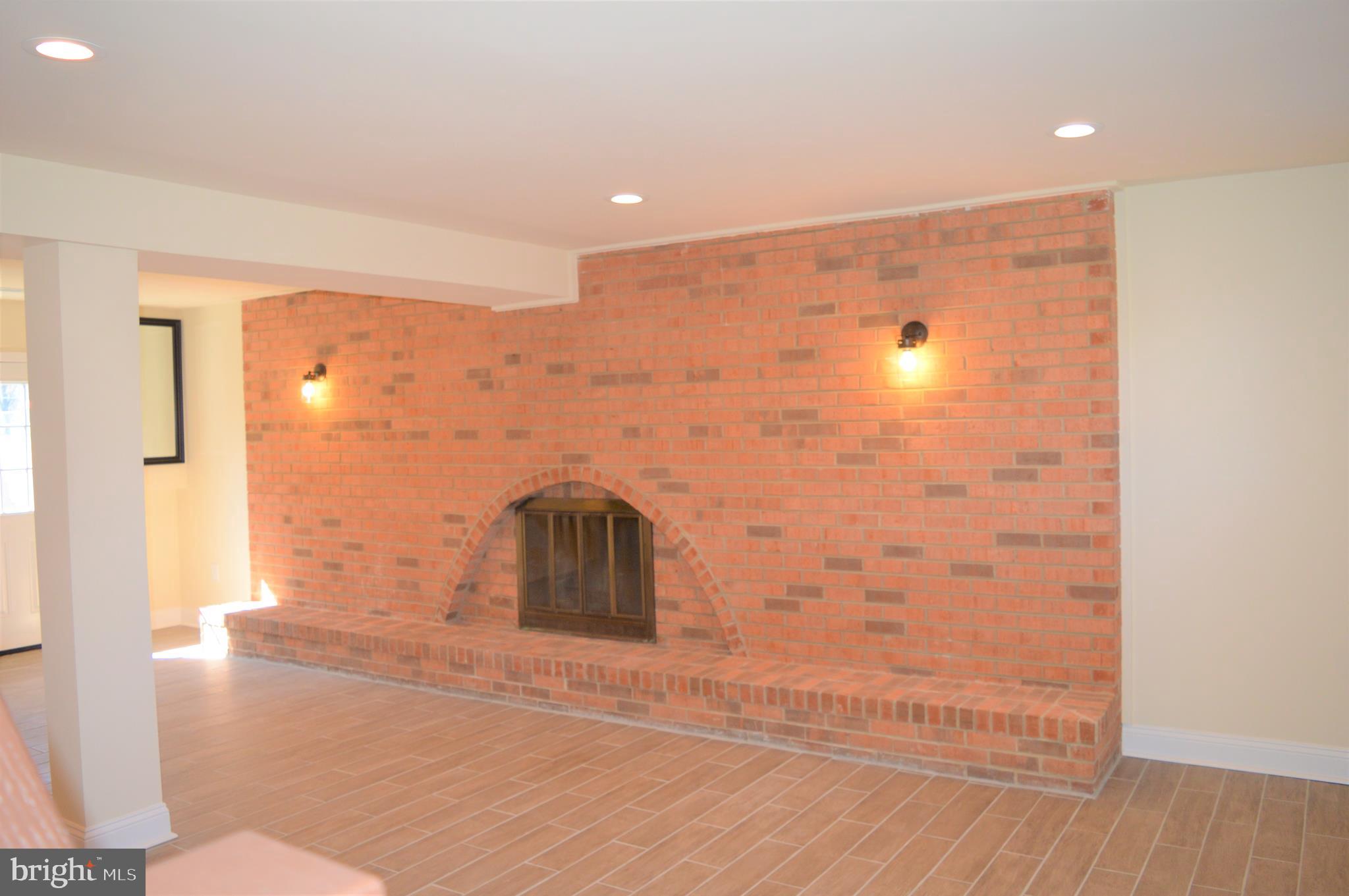 9250 Piscataway Road Clinton, MD 20735 - Photo 80 of 101 Large Brick Mantel