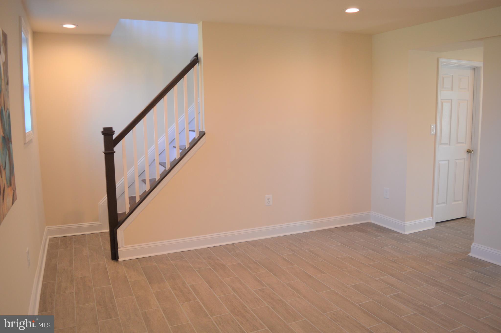 9250 Piscataway Road Clinton, MD 20735 - Photo 81 of 101 Ceramic floors