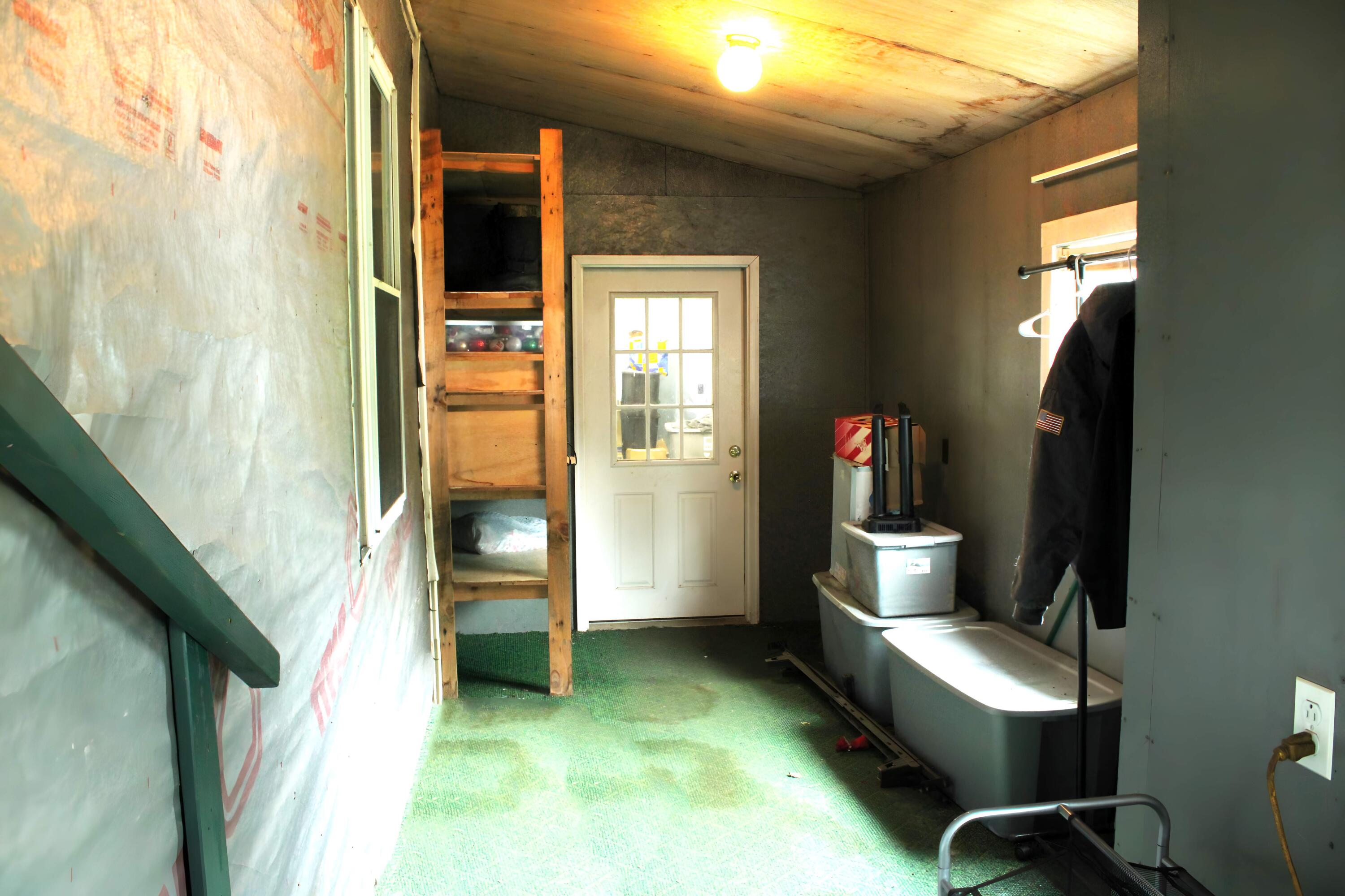 349 Troy Road Detroit, ME 04929 - Photo 17 of 22 Back-hall