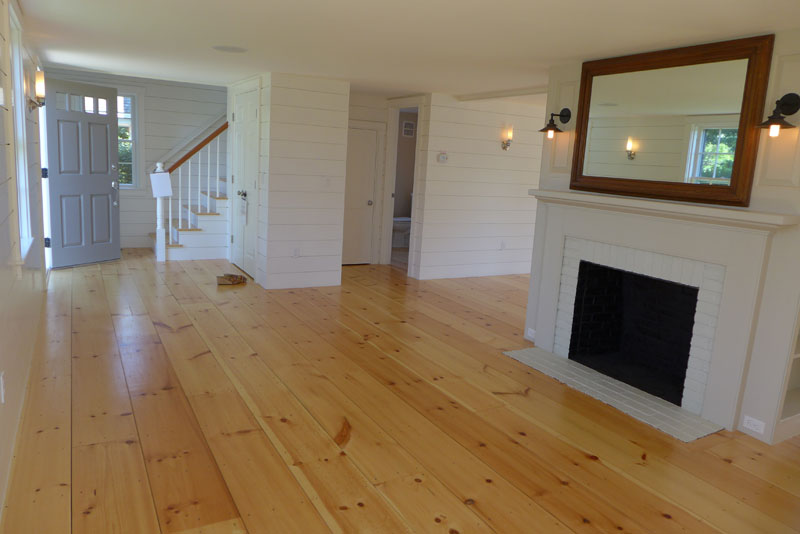 4 Madaket Road Nantucket, MA 02554 - Photo 7 of 53 Living Room