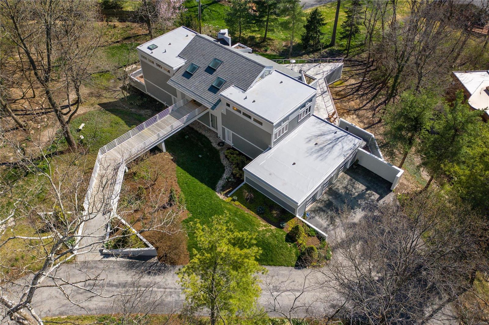 6 Ames Pl Drive Ladue, MO 63124 - Photo 4 of 52