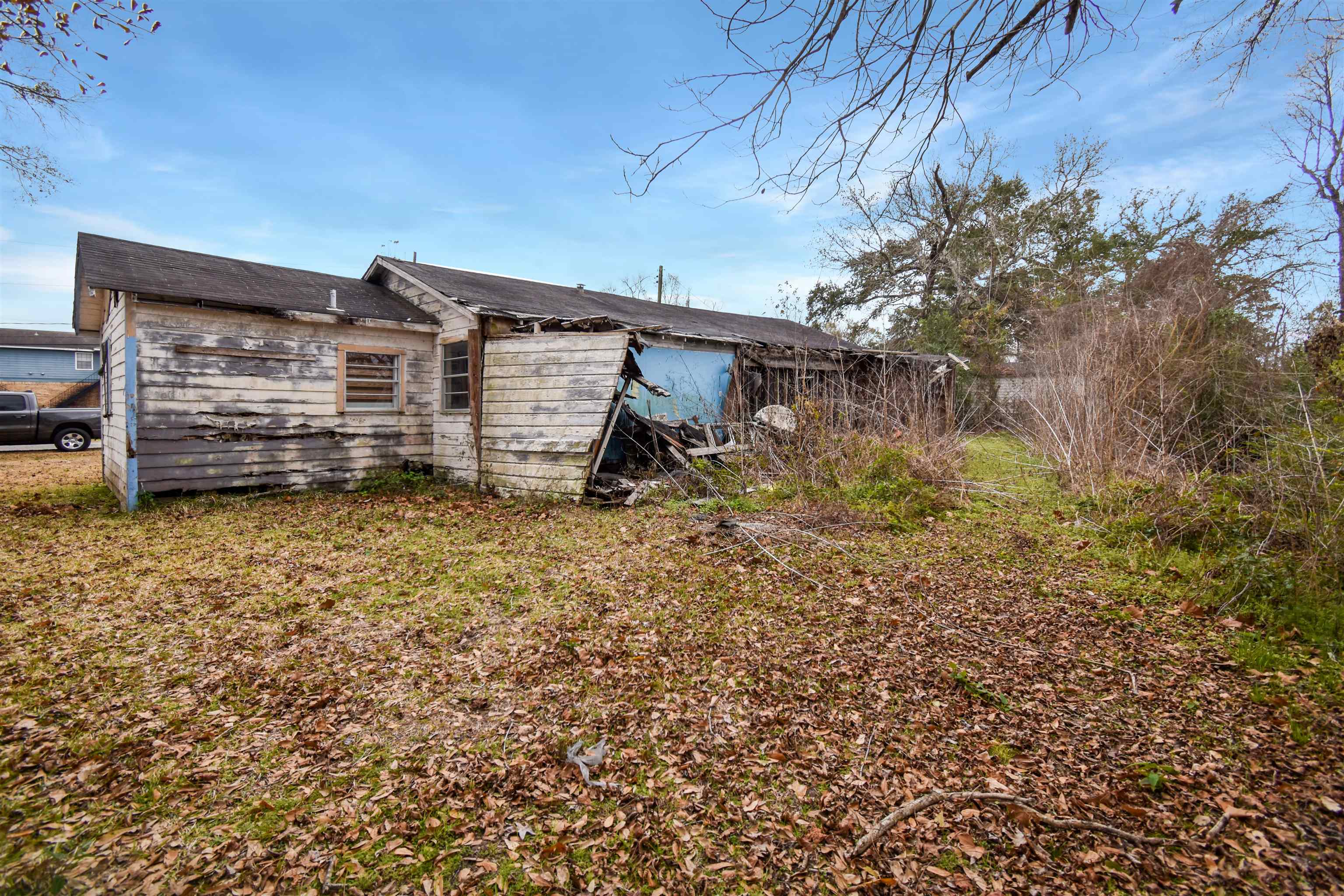 760 South 4th Street Silsbee, TX 77656 - Photo 3 of 4