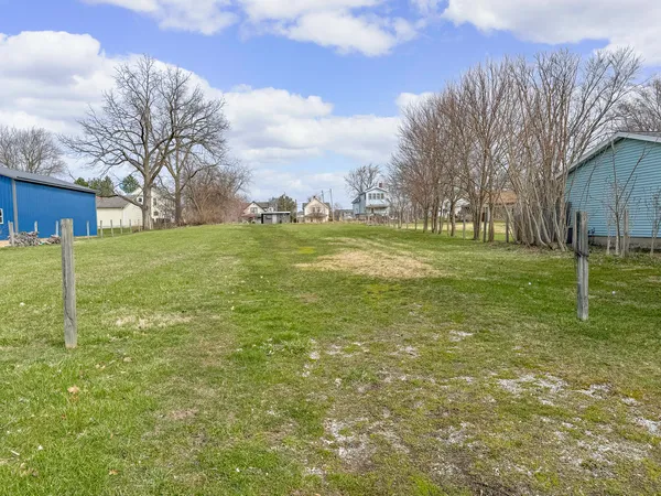 $65,000 | 200 West Locust Street, Three Oaks, MI 49128
