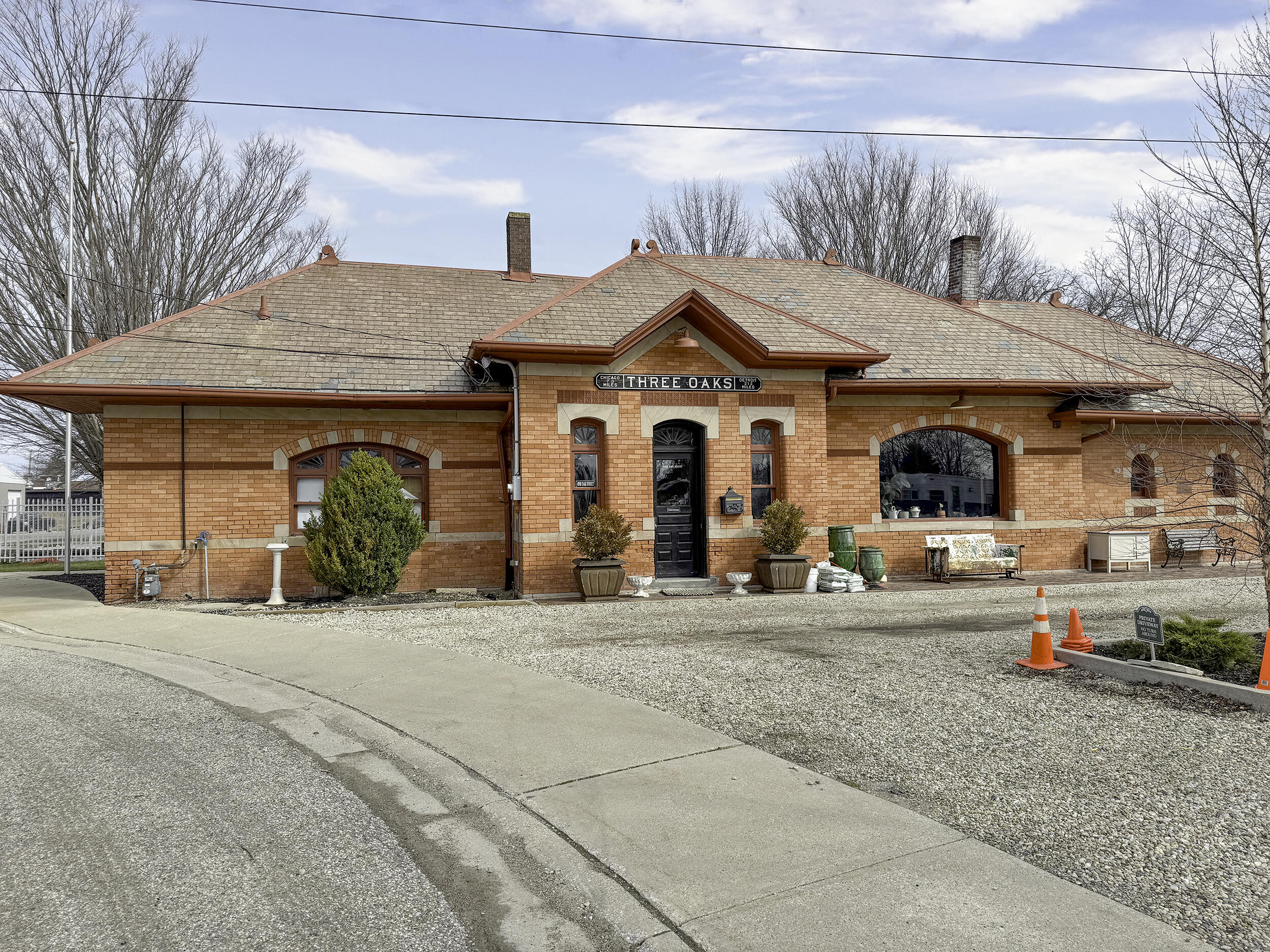 200 West Locust Street Three Oaks, MI 49128 - Photo 8 of 9 IMG_2660