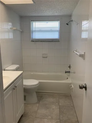 $1,990 | 2144 Deltona Boulevard, Spring Hill, FL 34606