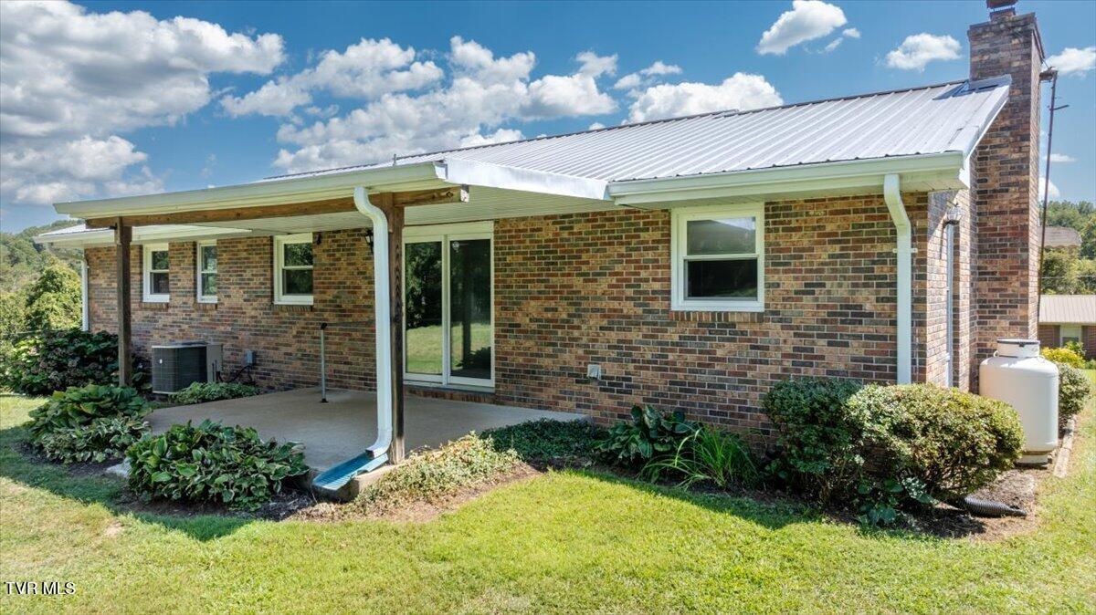 160 Forrest Road Fall Branch, TN 37656 - Photo 18 of 80 21-WBP-Forrest-Rd-21