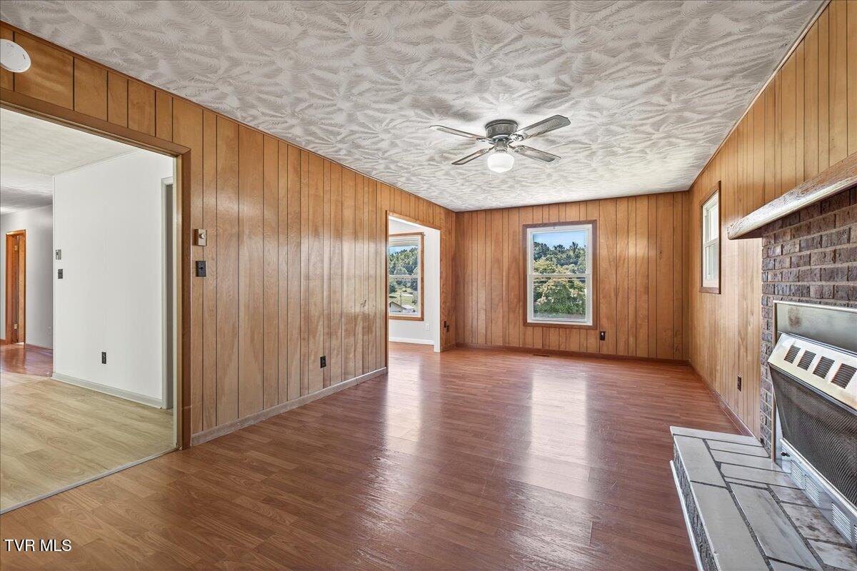 160 Forrest Road Fall Branch, TN 37656 - Photo 32 of 80 35-WBP-Forrest-Rd-35