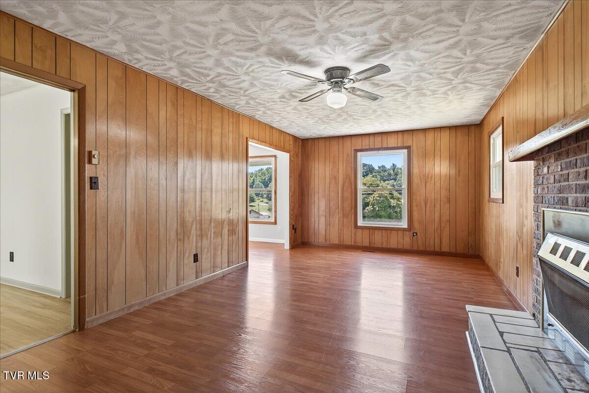 160 Forrest Road Fall Branch, TN 37656 - Photo 34 of 80 36-WBP-Forrest-Rd-36