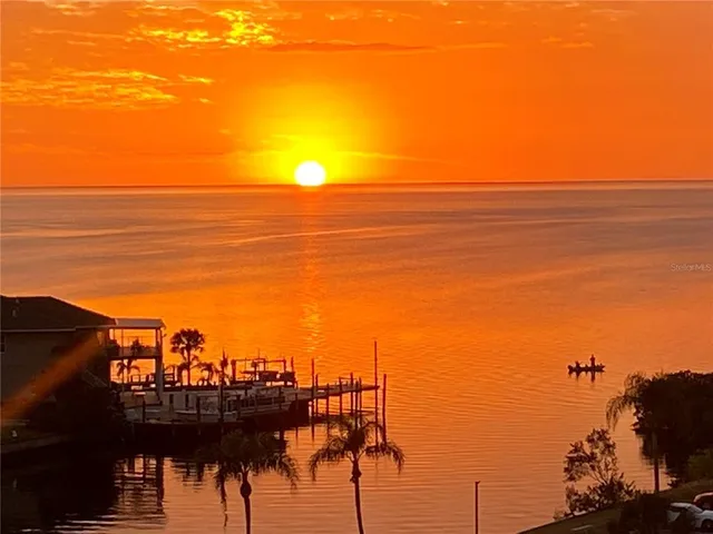 $2,000 | 6035 Sea Ranch Drive, Unit 511, Hudson, FL 34667