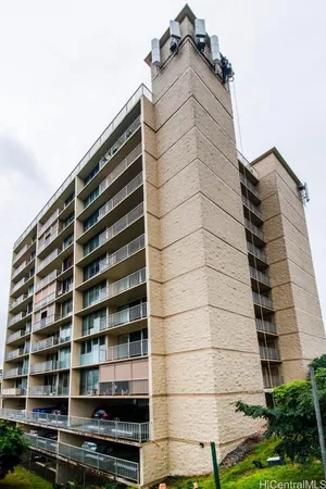 $1,850 | 1687 Pensacola Street, Unit 504, Honolulu, HI 96822